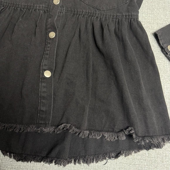 Fate Black Peplum Jacket - Picture 3 of 12